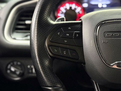 Used 2022 Dodge Challenger R/T w/ Blacktop Package image 16