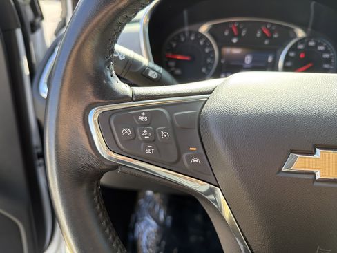 Used 2020 Chevrolet Equinox LT image 31