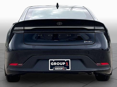 New 2026 Toyota Prius Plug-In Hybrid FWD image 4