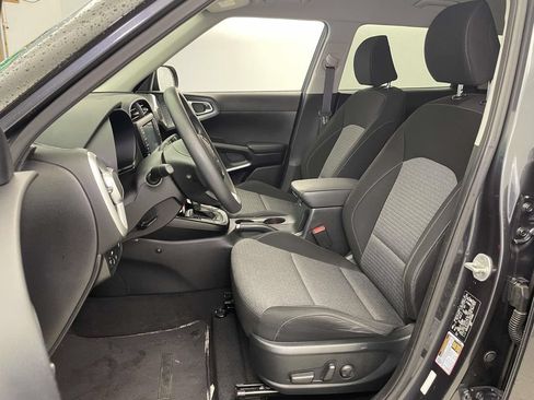 Used 2021 Kia Soul S FWD image 13