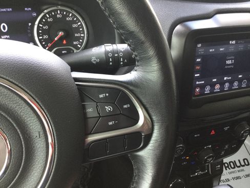 Used 2020 Jeep Renegade Limited AWD/4WD image 14