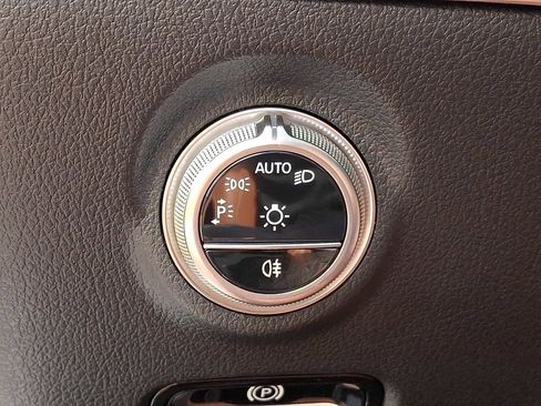 Used 2026 Mercedes-Benz C 300 4MATIC Sedan image 21
