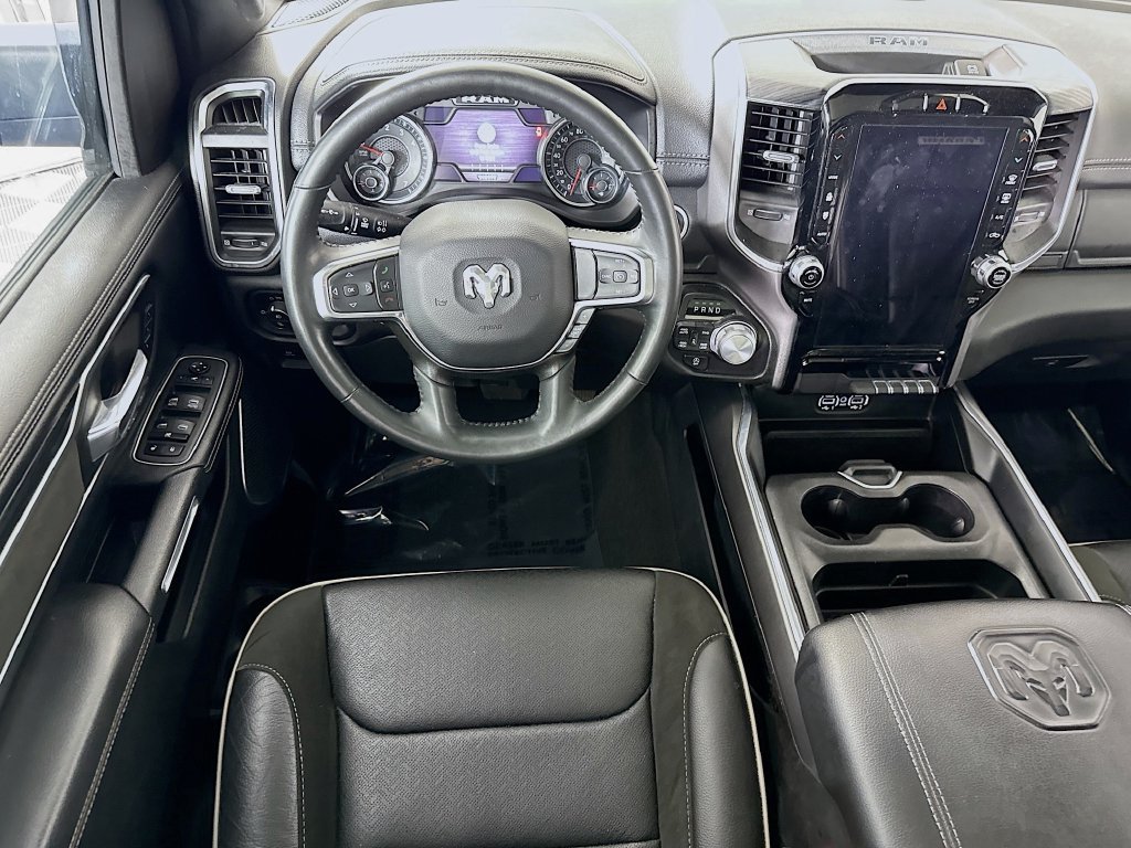 Used 2023 RAM 1500 Laramie AWD/4WD image 4