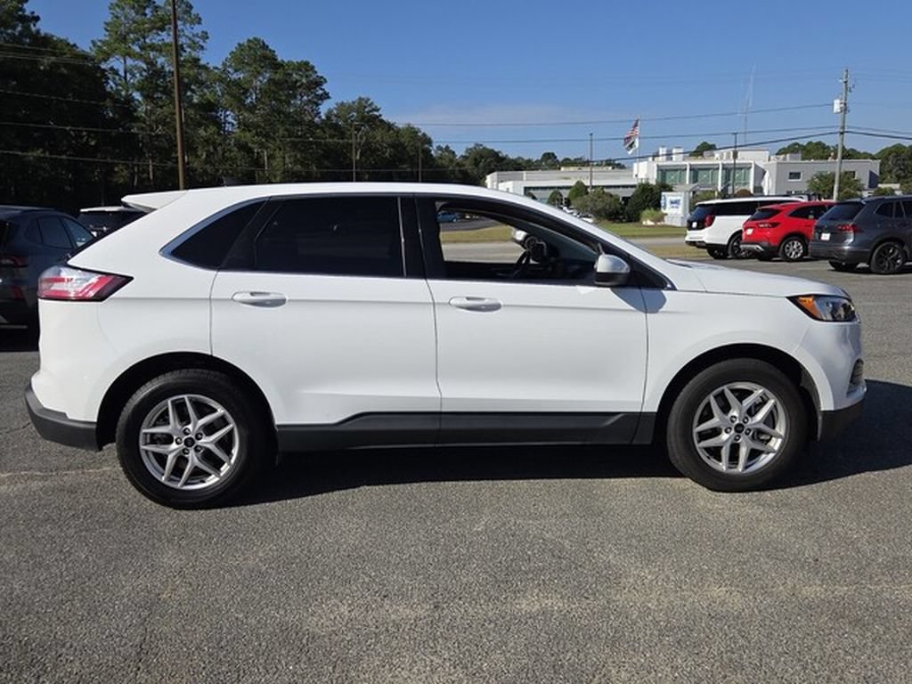 Used 2024 Ford Edge SEL AWD/4WD image 15