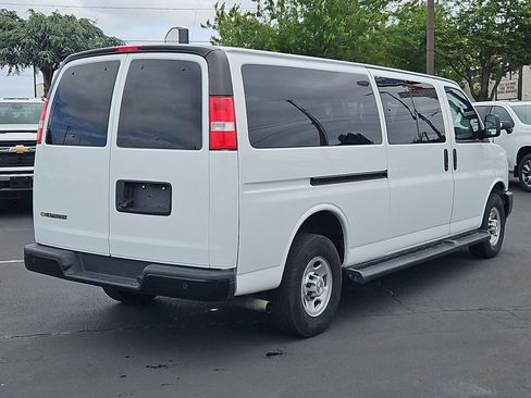 Used 2023 Chevrolet Express 3500 LS RWD image 6