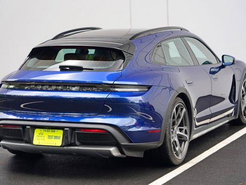 Used 2022 Porsche Taycan 4 Cross Turismo AWD/4WD image 55