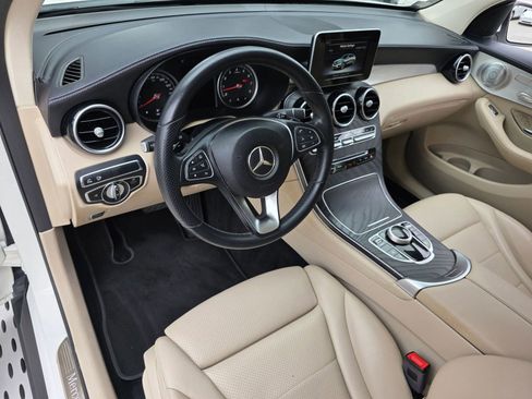 Used 2019 Mercedes-Benz GLC 300 4MATIC Coupe image 18