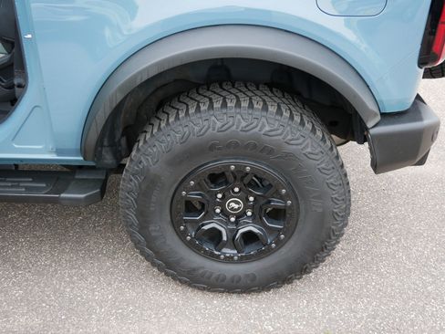 Used 2023 Ford Bronco Wildtrak AWD/4WD image 15