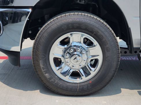 New 2026 RAM 2500 Tradesman AWD/4WD image 9