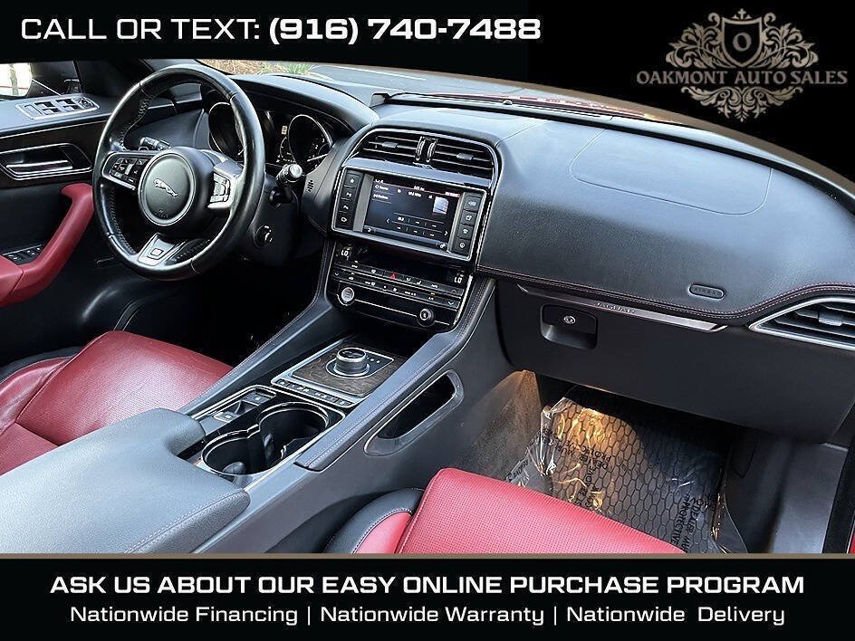 Used 2017 Jaguar F-PACE R-Sport AWD/4WD image 19