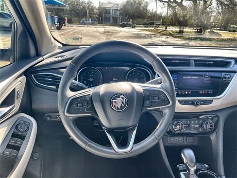 Used 2022 Buick Encore GX Select image 11