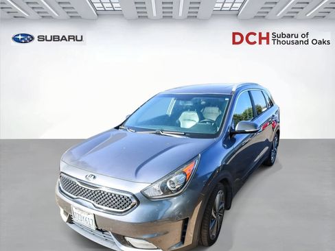 Used 2017 Kia Niro Touring FWD image 1