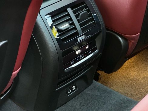 Used 2023 BMW X3 xDrive30i w/ Convenience Package image 19