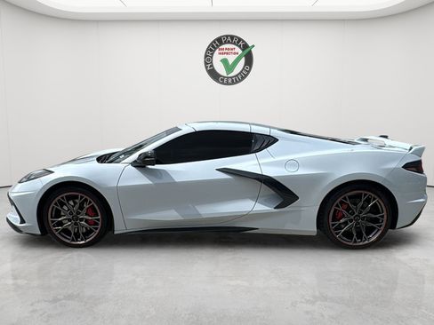 Used 2023 Chevrolet Corvette Stingray Preferred Cpe w/ Z51 Performance Package RWD image 2