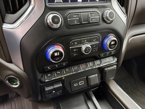 Used 2020 GMC Sierra 1500 SLT w/ SLT Premium Plus Package image 23