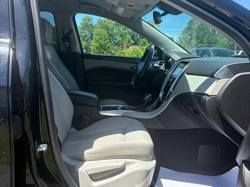 Used 2013 Cadillac SRX FWD image 11