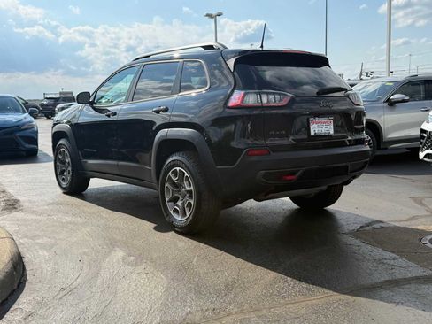 Used 2021 Jeep Cherokee Trailhawk AWD/4WD image 6