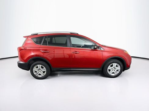 Used 2015 Toyota RAV4 LE FWD image 10