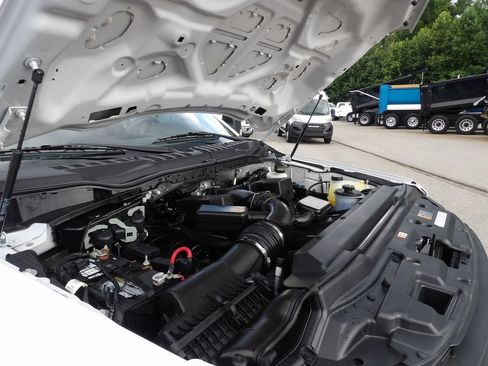 Used 2022 Ford F250 XL w/ Power Equipment Group AWD/4WD image 42