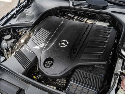 Used 2023 Mercedes-Benz S 500 4MATIC image 31
