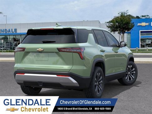 New 2026 Chevrolet Equinox LT image 4