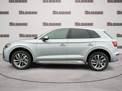 Certified 2023 Audi Q5 2.0T Premium Plus w/ Premium Plus Package AWD/4WD image 2