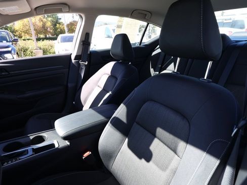 Certified 2025 Nissan Altima 2.5 S image 15