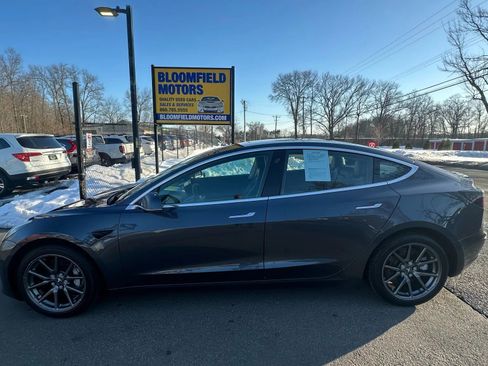 Used 2018 Tesla Model 3 Long Range image 8
