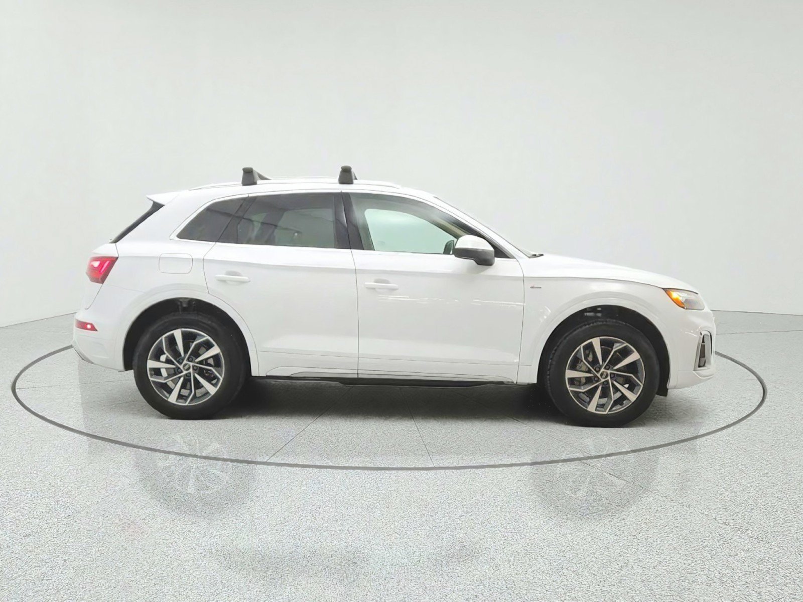 Used 2024 Audi Q5 2.0T Premium w/ Convenience Package AWD/4WD image 4