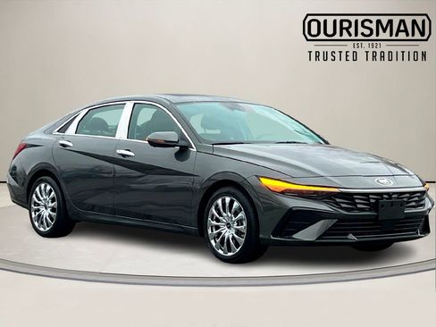 Used 2024 Hyundai Elantra Limited image 1