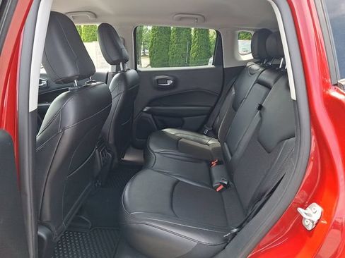 Used 2020 Jeep Compass Latitude AWD/4WD image 11