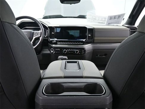 Used 2022 Chevrolet Silverado 1500 ZR2 image 24