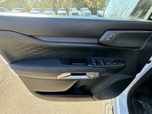 Used 2024 Ford Ranger XLT w/ FX4 Off-Road Package image 13