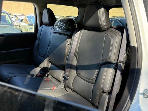 New 2026 INFINITI QX80 Luxe w/ Cargo Package image 18