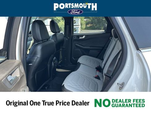 New 2024 Ford Escape SE w/ PHEV Premium Package image 3