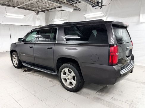 Used 2017 Chevrolet Suburban LT AWD/4WD image 4