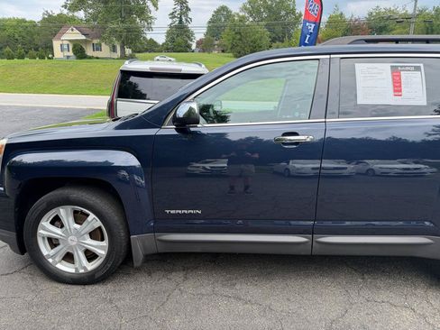 Used 2016 GMC Terrain SLE w/ Chrome Edition AWD/4WD image 3