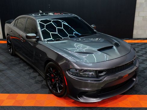 Used 2017 Dodge Charger SRT Hellcat w/ Harman/Kardon Audio Group image 3