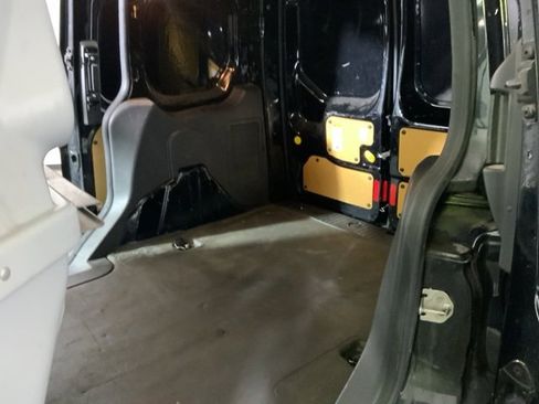 Used 2016 Ford Transit Connect XL image 19