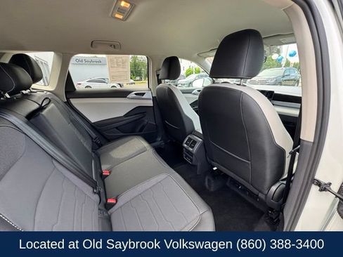 Certified 2026 Volkswagen Taos SE AWD/4WD image 22