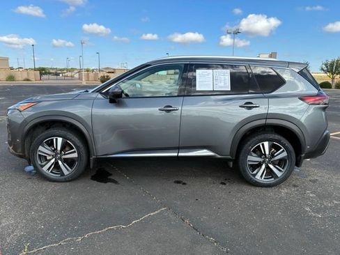Certified 2023 Nissan Rogue SL w/ SL Premium Package FWD image 3