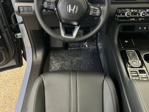 New 2026 Honda Pilot Touring image 21