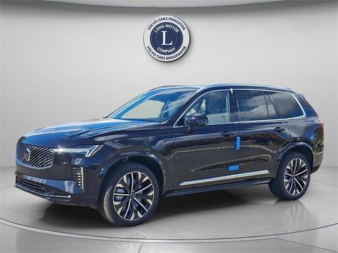 New 2026 Volvo XC90 B6 Plus w/ Protection Package Premier image 2