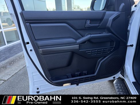 Used 2025 Toyota 4Runner SR5 image 31