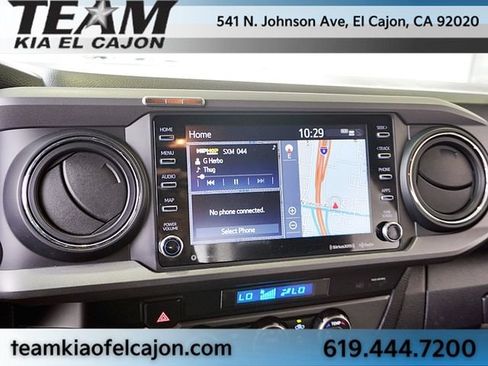 Used 2022 Toyota Tacoma TRD Sport w/ Black Out Package (TMS) AWD/4WD image 30