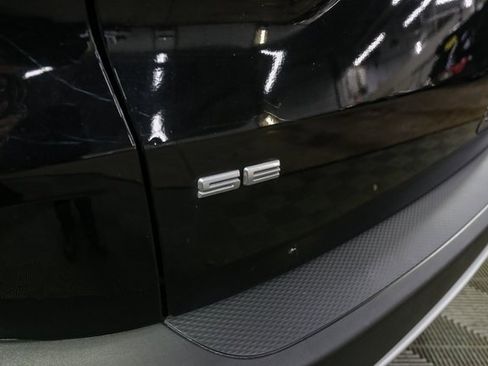 Used 2022 Ford Escape SE w/ Convenience Package image 9