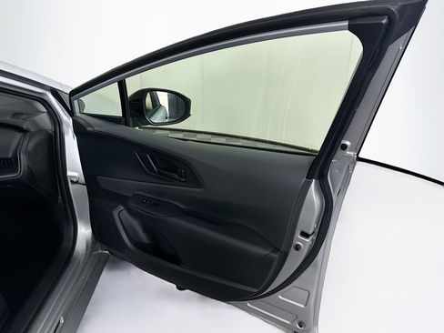 Used 2024 Toyota Prius LE image 29