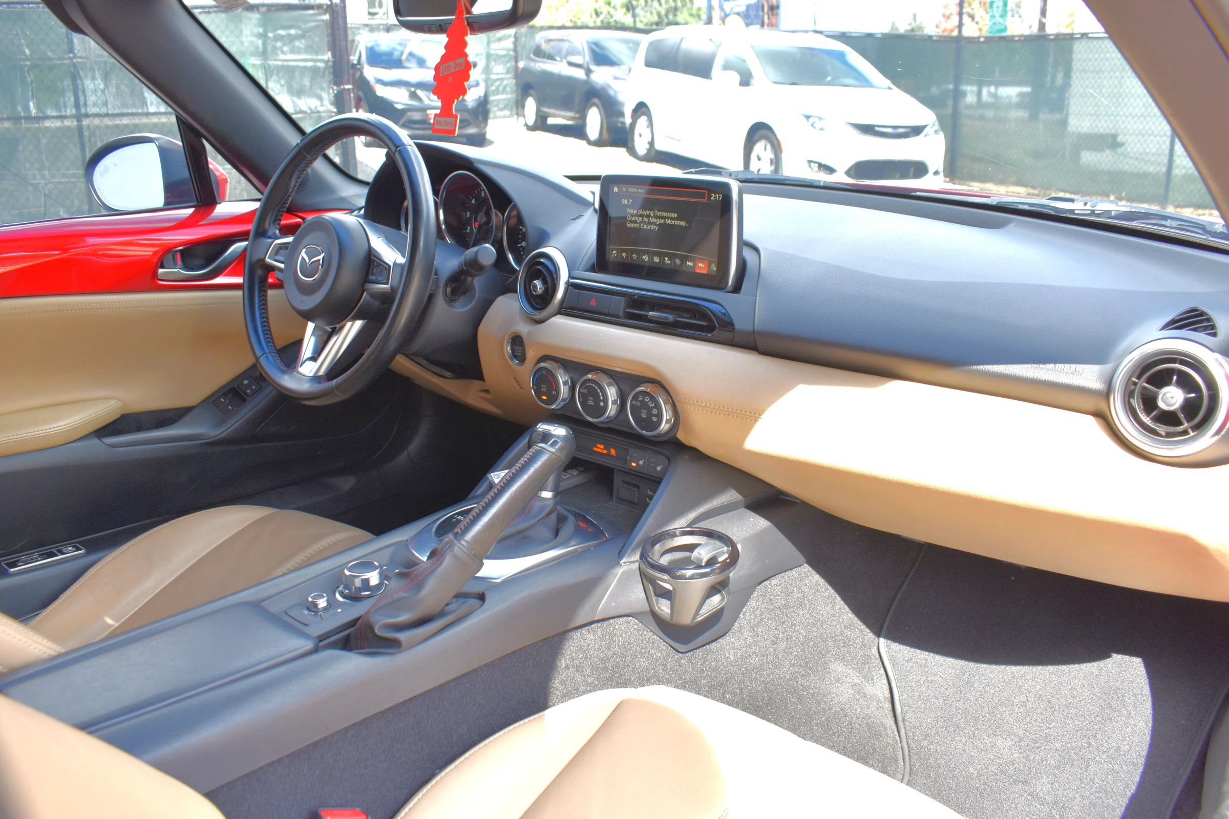 Used 2016 MAZDA MX-5 Miata Grand Touring RWD image 20