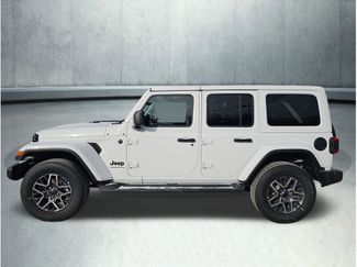 New 2026 Jeep Wrangler Unlimited Sahara AWD/4WD video 2