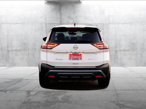 Used 2023 Nissan Rogue SL w/ SL Premium Package image 6